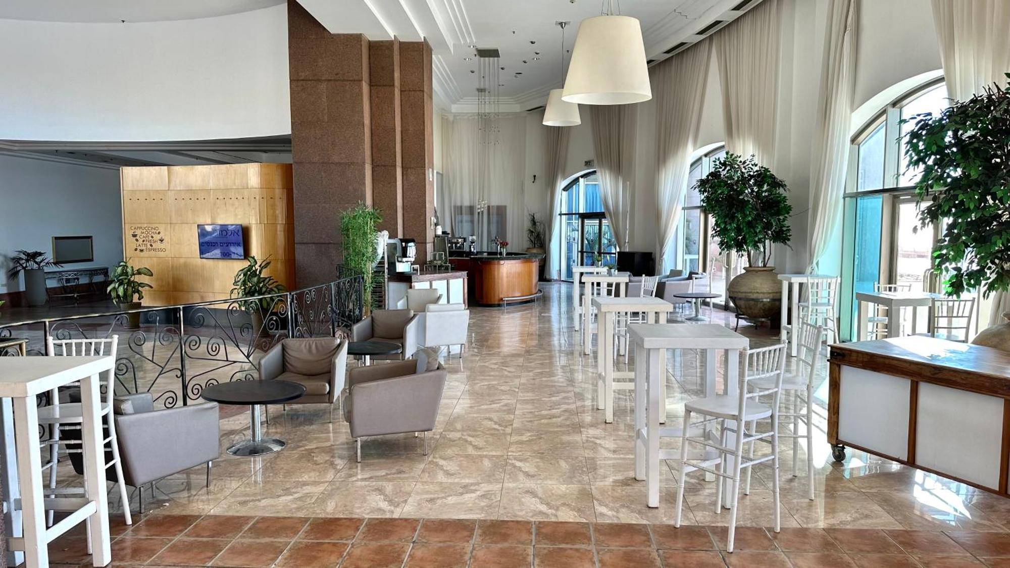 Apartment With Sea View Haifa Buitenkant foto