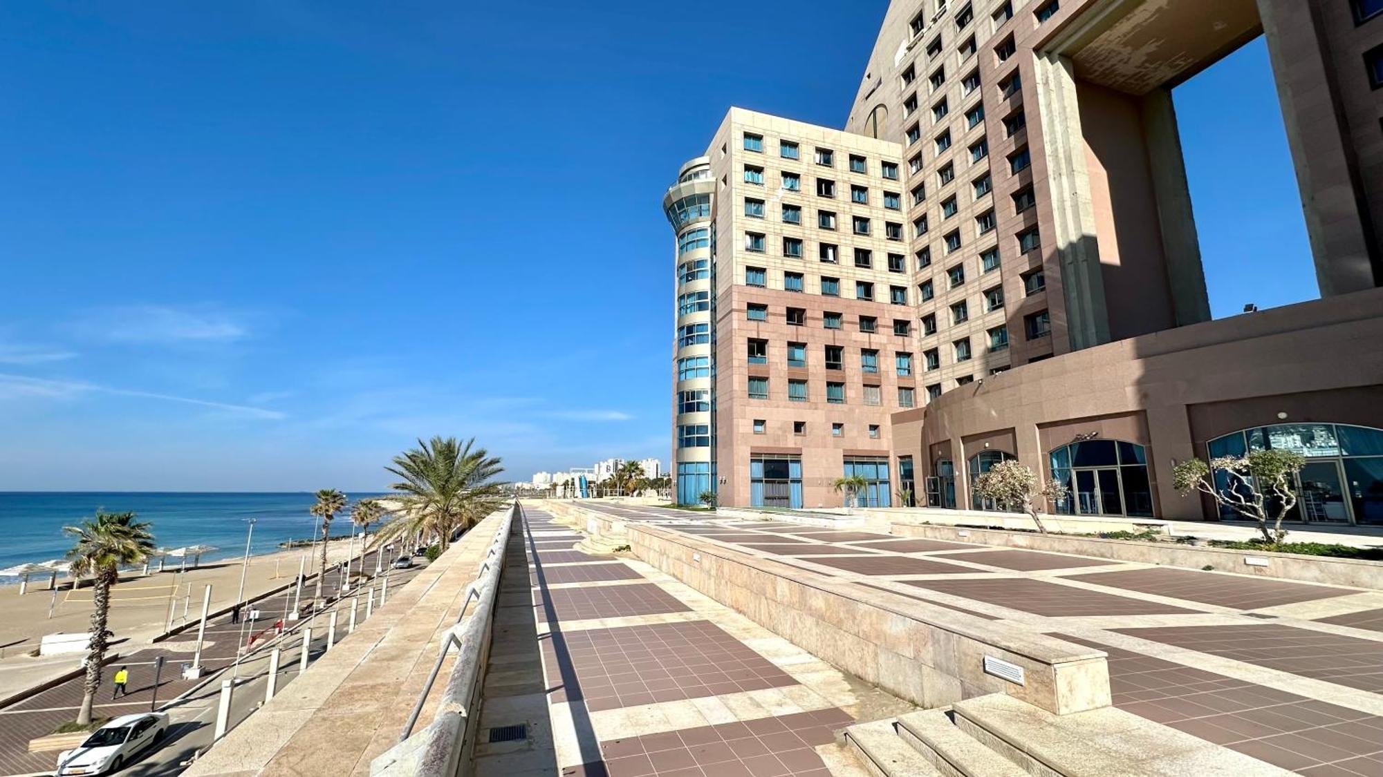 Apartment With Sea View Haifa Buitenkant foto